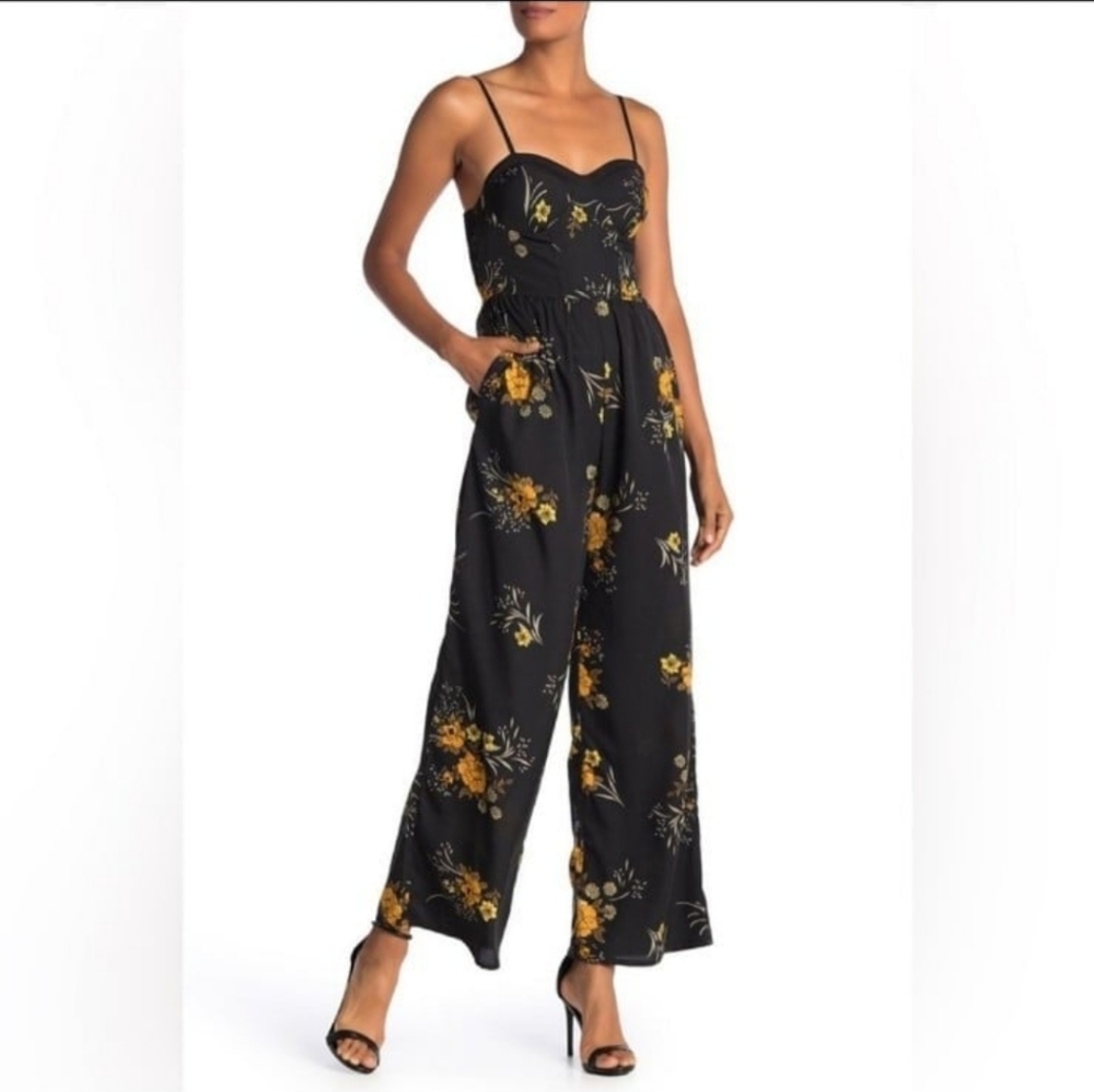 BAND OF GYPSIES Black floral sweetheart sleeveless jumpsuit Small like new
